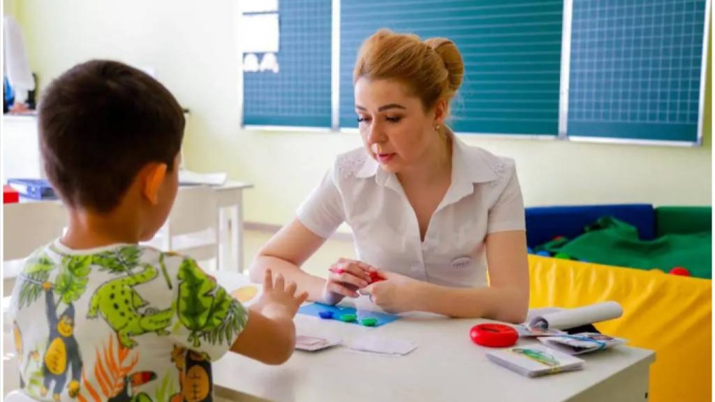 В Казахстане педагогов-ассистентов планируют принимать на работу без конкурса