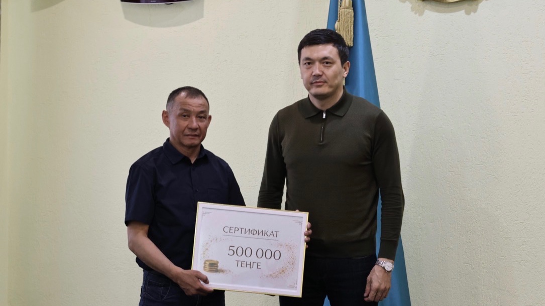 «Көшеде адамдар тоқтатып, алғыс айтып жатыр»: баланы құтқарған қазақстандық марапатталды