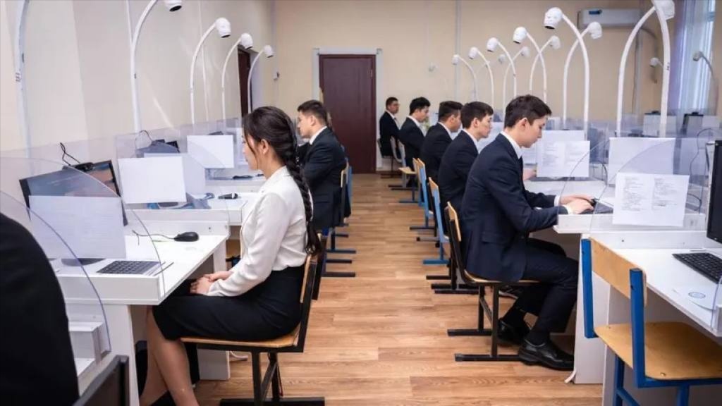 Более 31 тысячи человек прошли мартовское ЕНТ-2026 за первую неделю